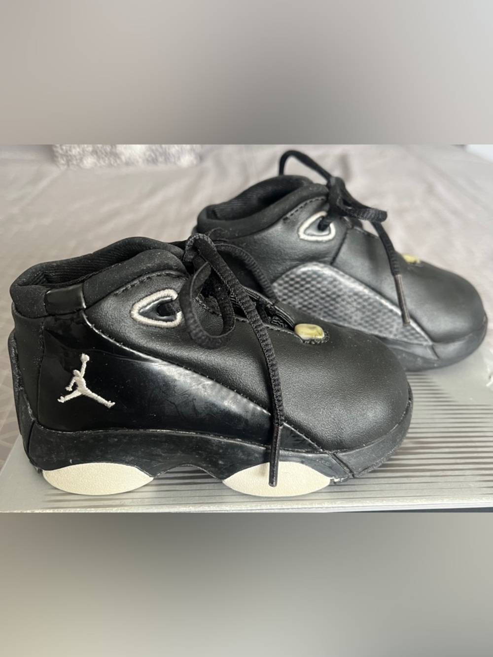 Baby Jordan Jumpman 2003 Team Flow Black, White & Metallic Silver Sz 4C